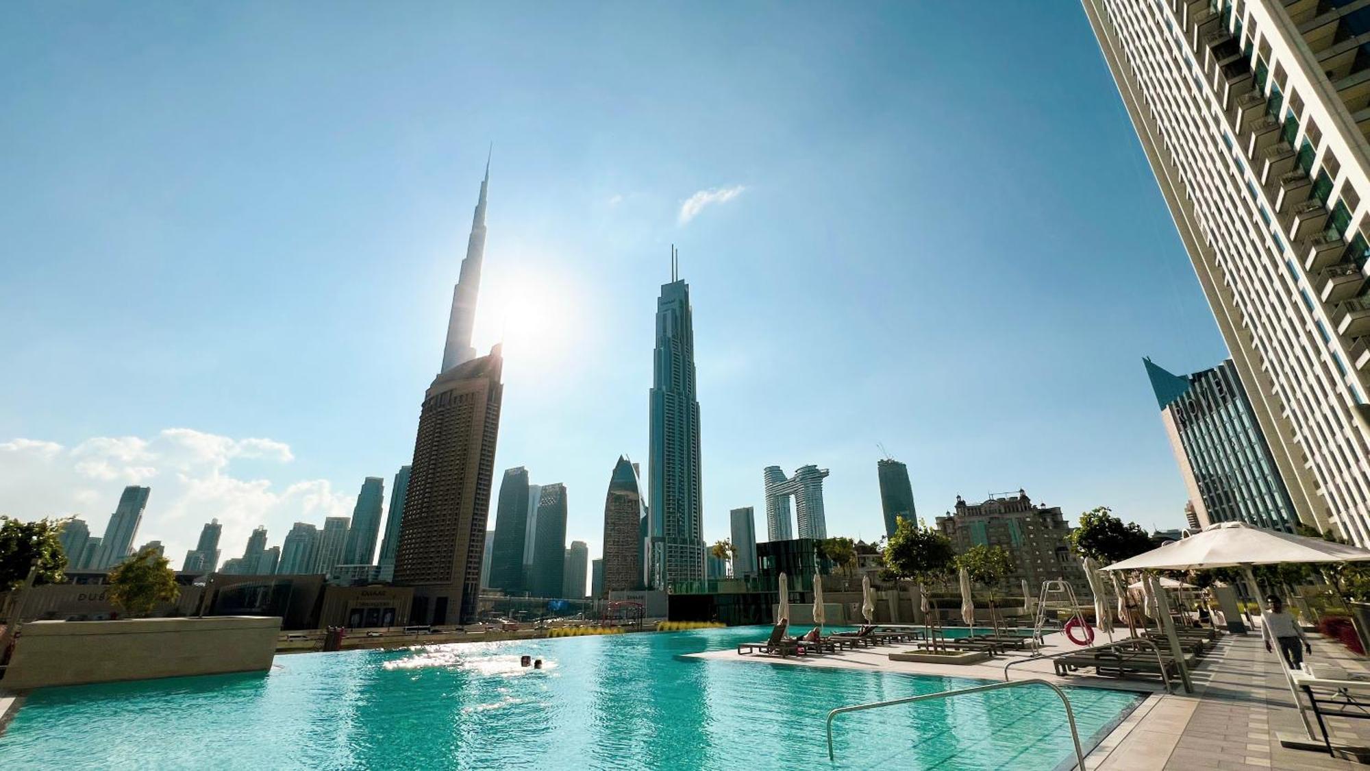 Burj Khalifa View, High Floor, Mall Access, Gym, Infinity-pool, Playground, Bbq, Family Friendly Appartement Dubai