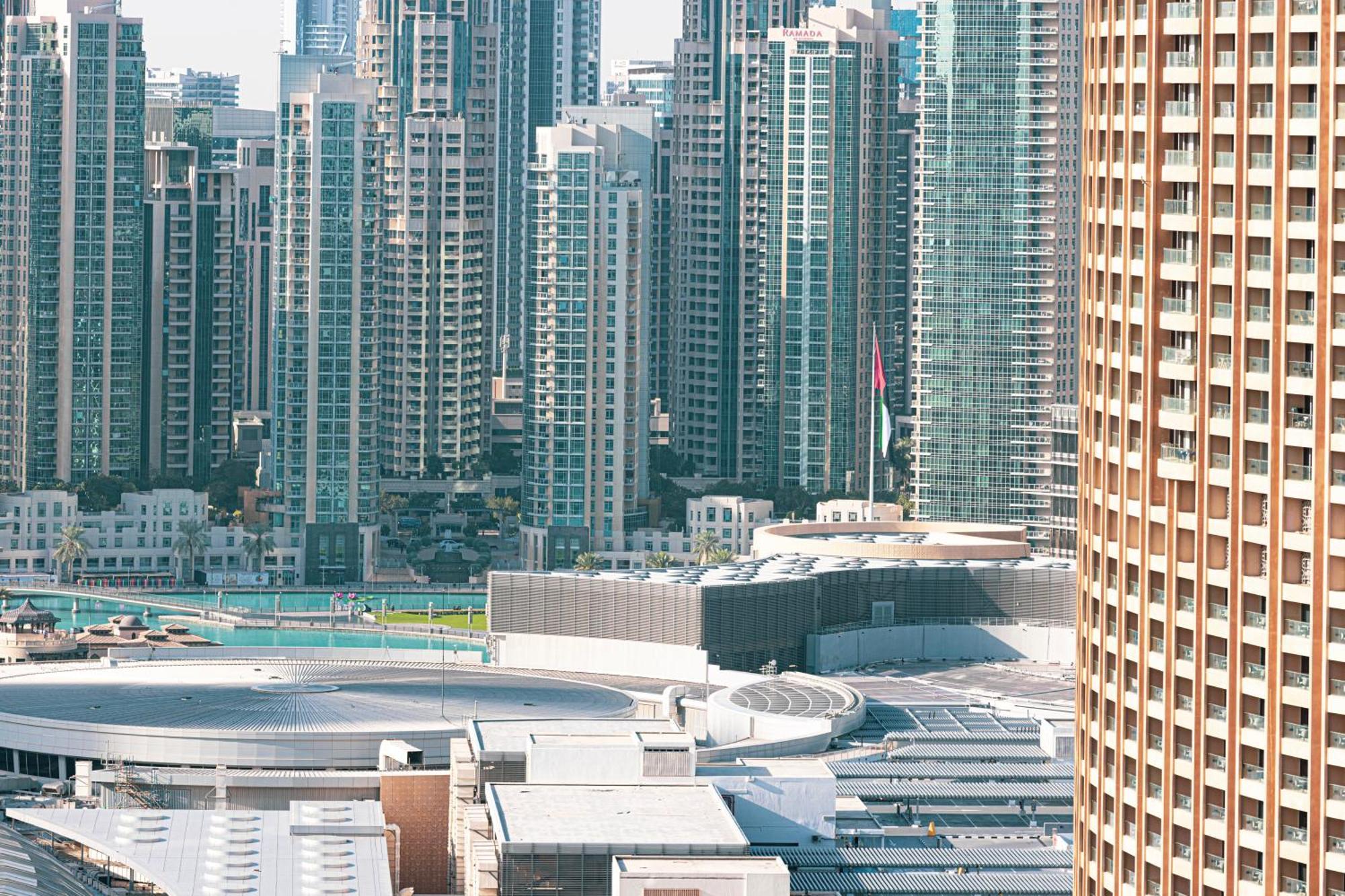 Burj Khalifa View, High Floor, Mall Access, Gym, Infinity-pool, Playground, Bbq, Family Friendly Appartement