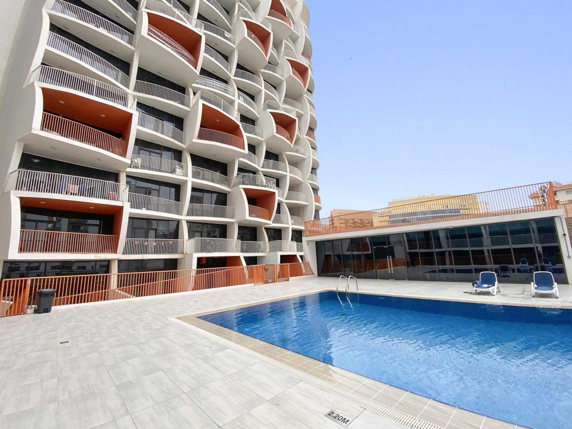 Silkhaus Chic Near Silicon Oasis Shopping Mall