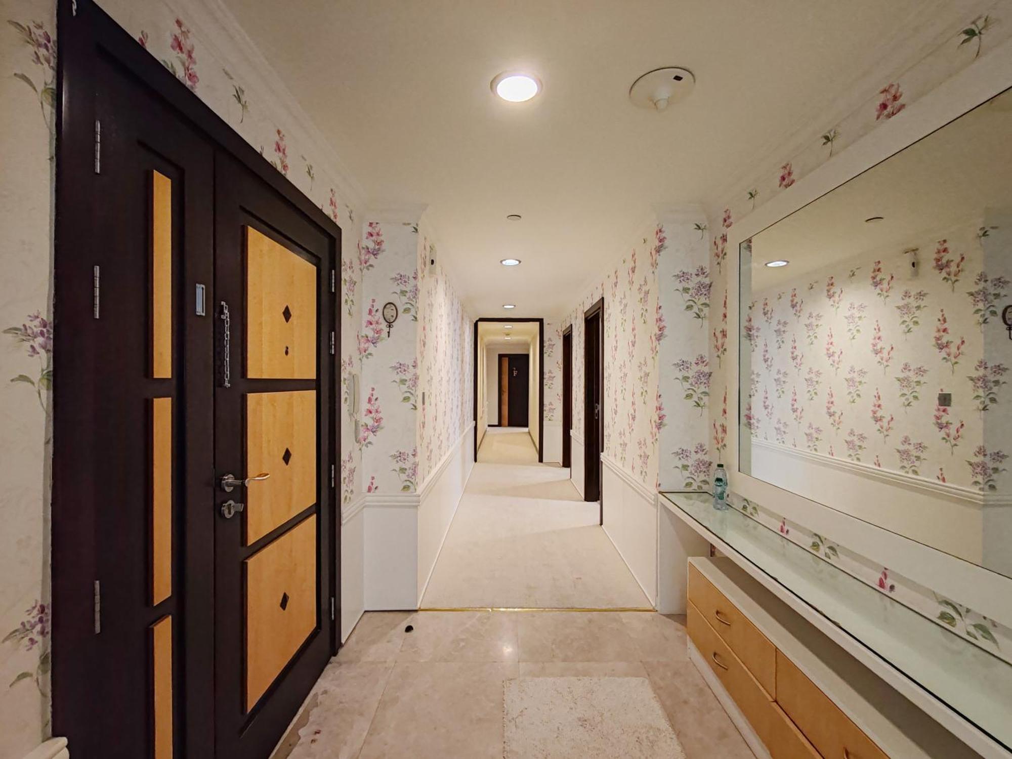 Marble Upgraded Sea Front 6 Bedroom Penthouse On Jbr