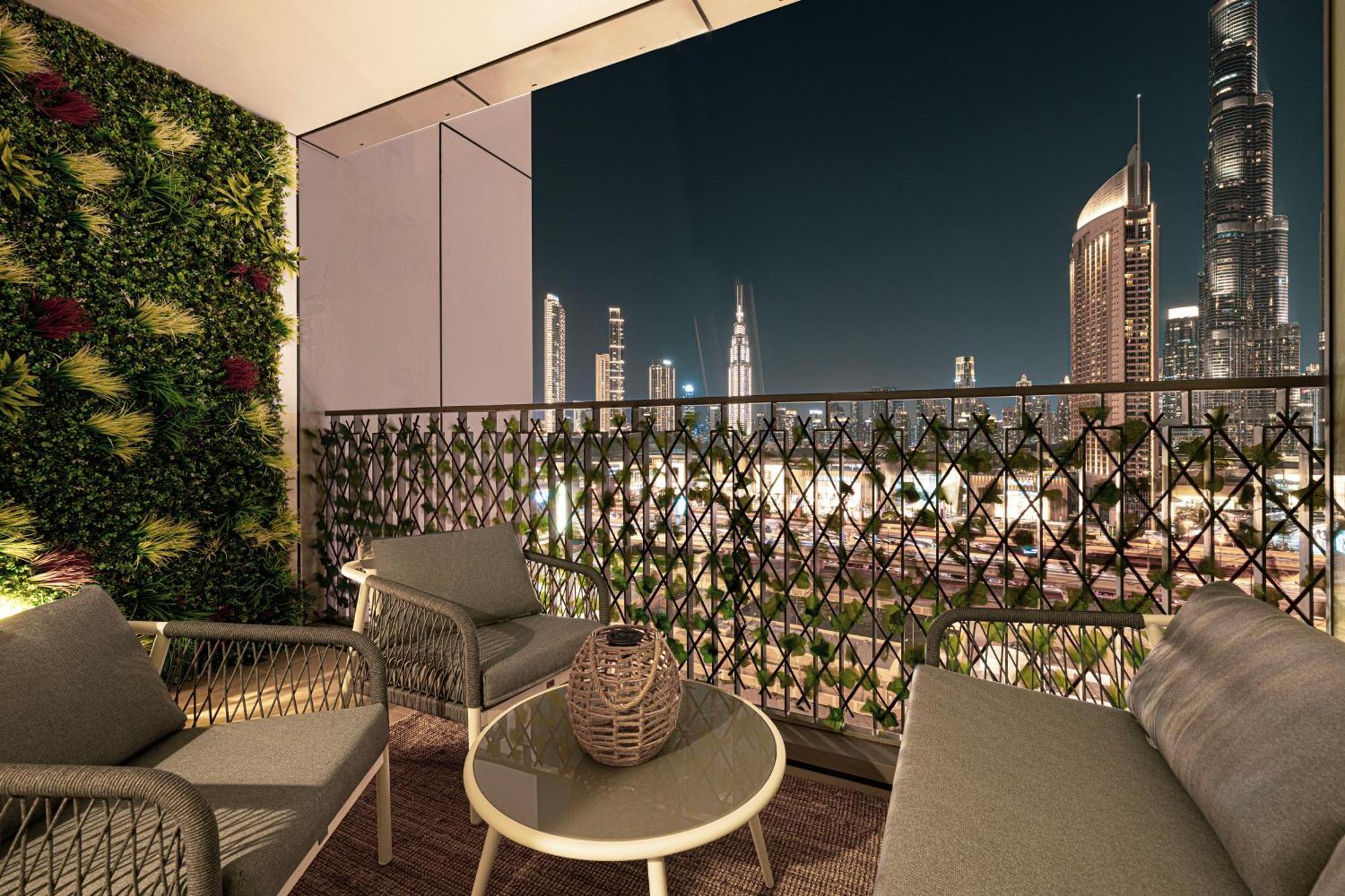 Apartament Burj Khalifa View, 2 Balcony W Lounge, Mall Access, Gym, Infinity-pool, Playground, Bbq, Family Friendly