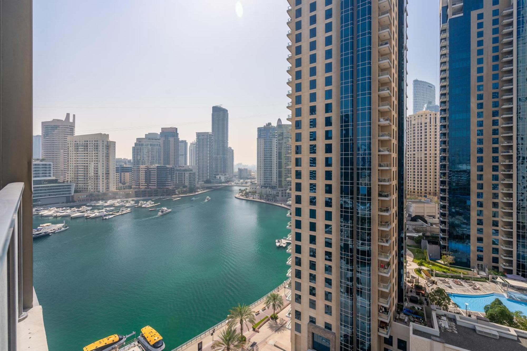 Spacious & Luxurious 1br - Marina Views - 3mn Walk To Tram, Jbr & (adults Only)