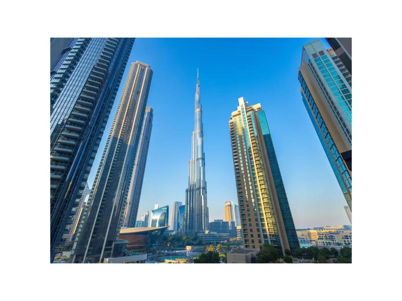 Luxury 2-br Apt With Burj View Apartamento