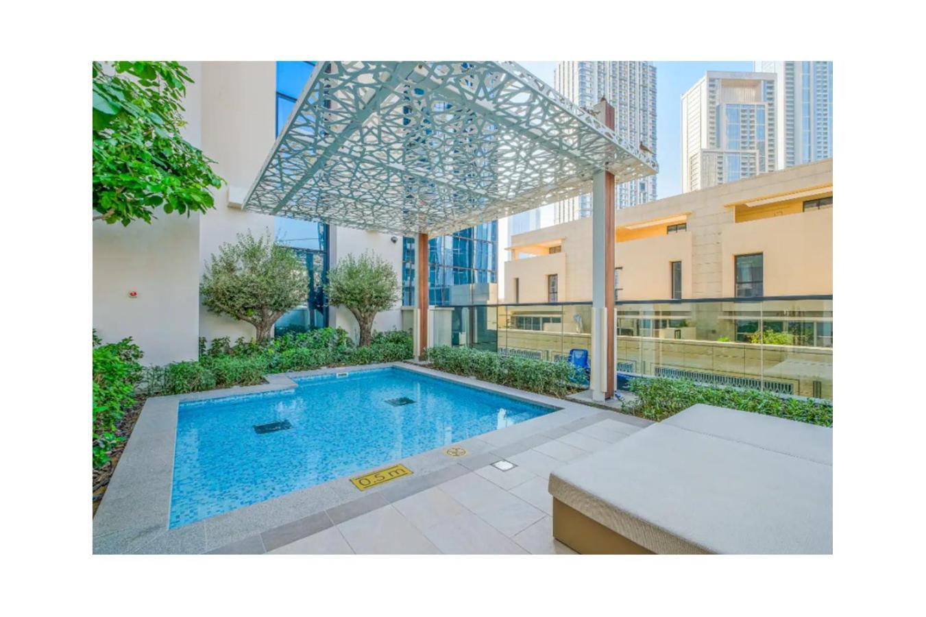 Luxury 2-br Apt With Burj View * Dubái