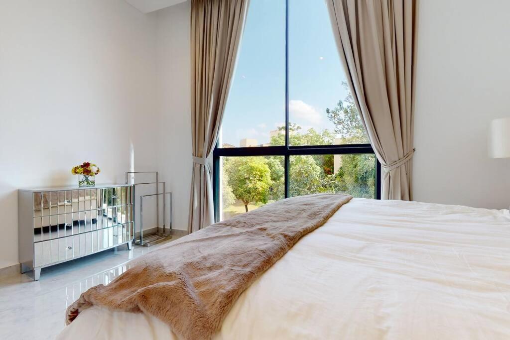 Luxurious 5 Bed - Al Barari Vilă