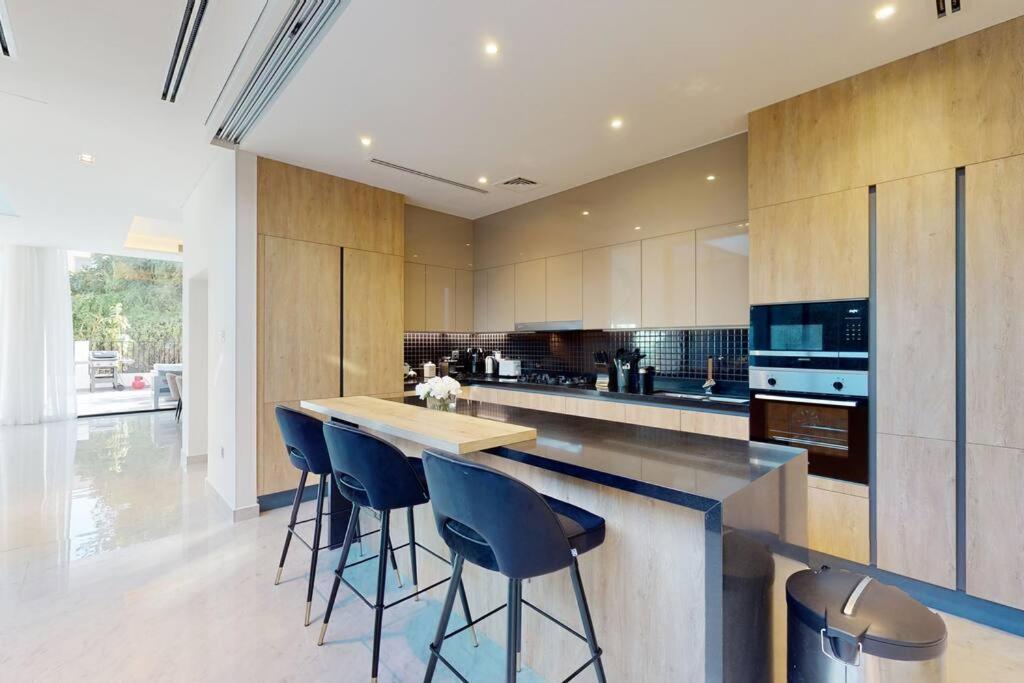 Luxurious 5 Bed - Al Barari Vilă *