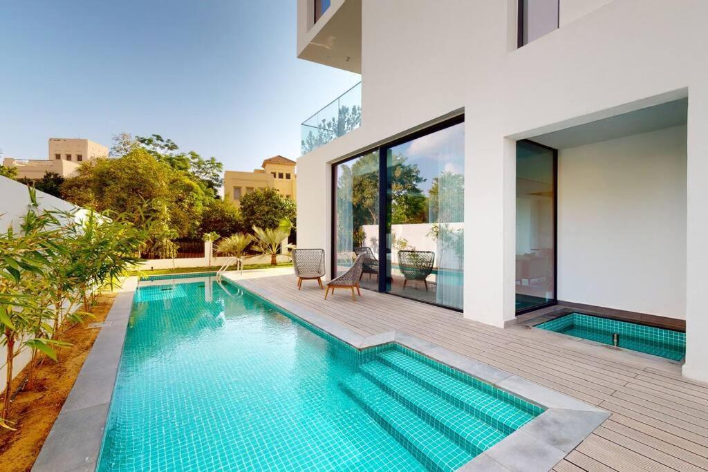 Luxurious 5 Bed - Al Barari Vilă *