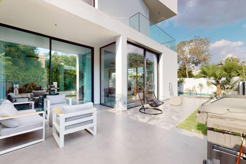 Luxurious 5 Bed - Al Barari Vilă