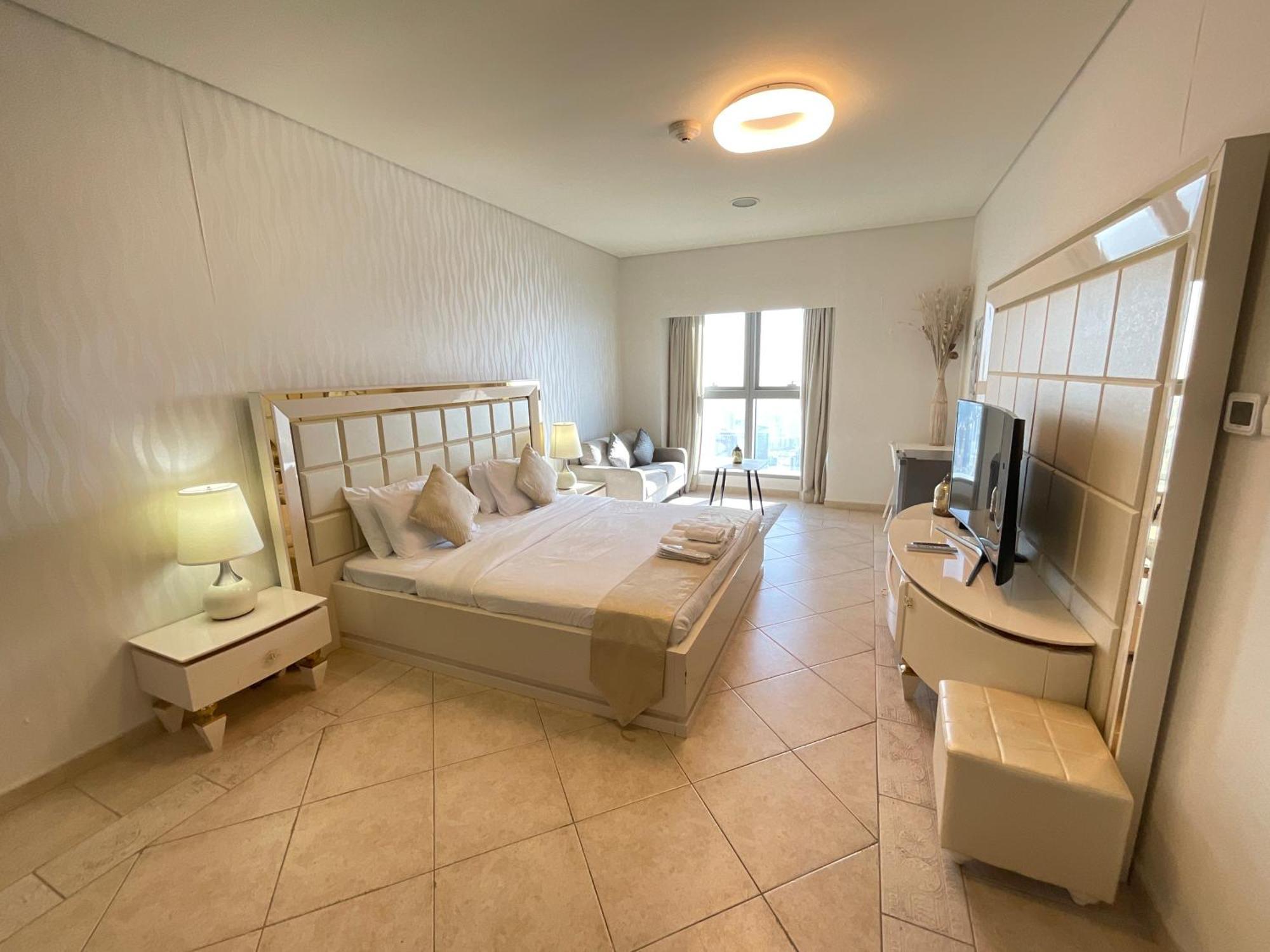 Accommodatie bij particulieren Stunning Marina View! Coliving In Princess Tower Marina Dubai