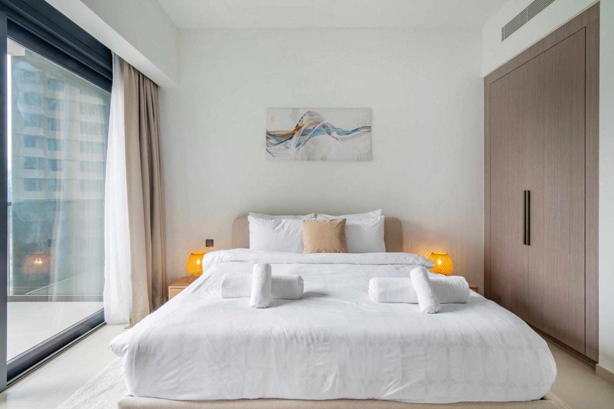 Downtown Dubai- 2br In Act Towers Vakantiehuis