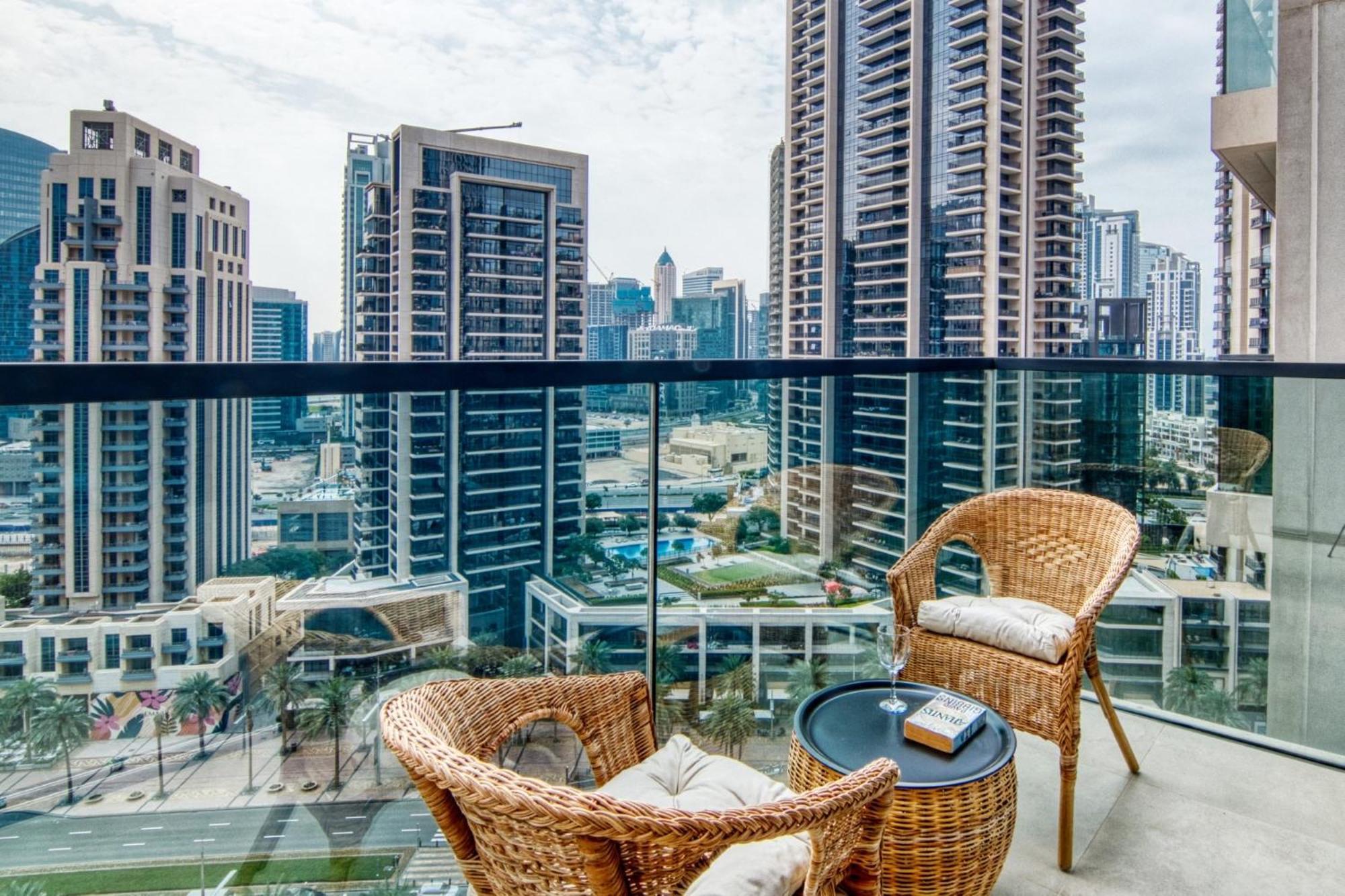 Downtown Dubai- 2br In Act Towers Vakantiehuis *