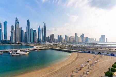 Apartamento Private Beachfront 1 Bed With 180 View Of Marina Skyline *