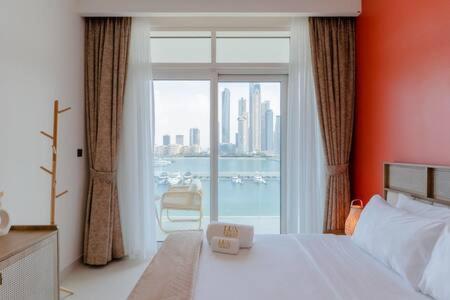 Private Beachfront 1 Bed With 180 View Of Marina Skyline * Dubái
