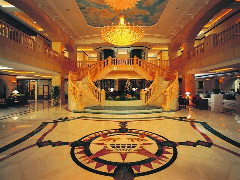 Hotel Knight Castle Dubái