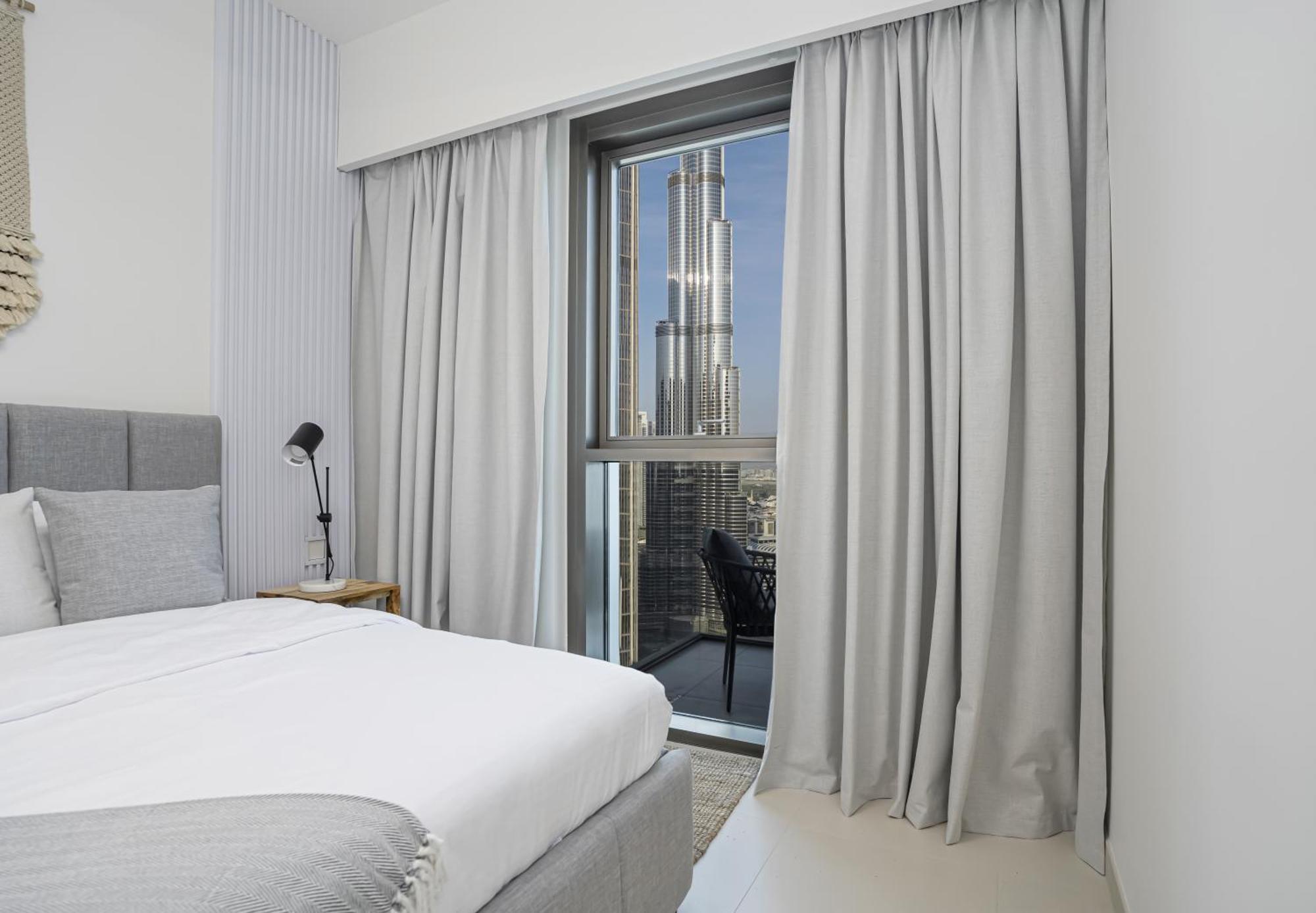 Cozy At Floor With Burj View From Balcony 173bc1 Apartamento