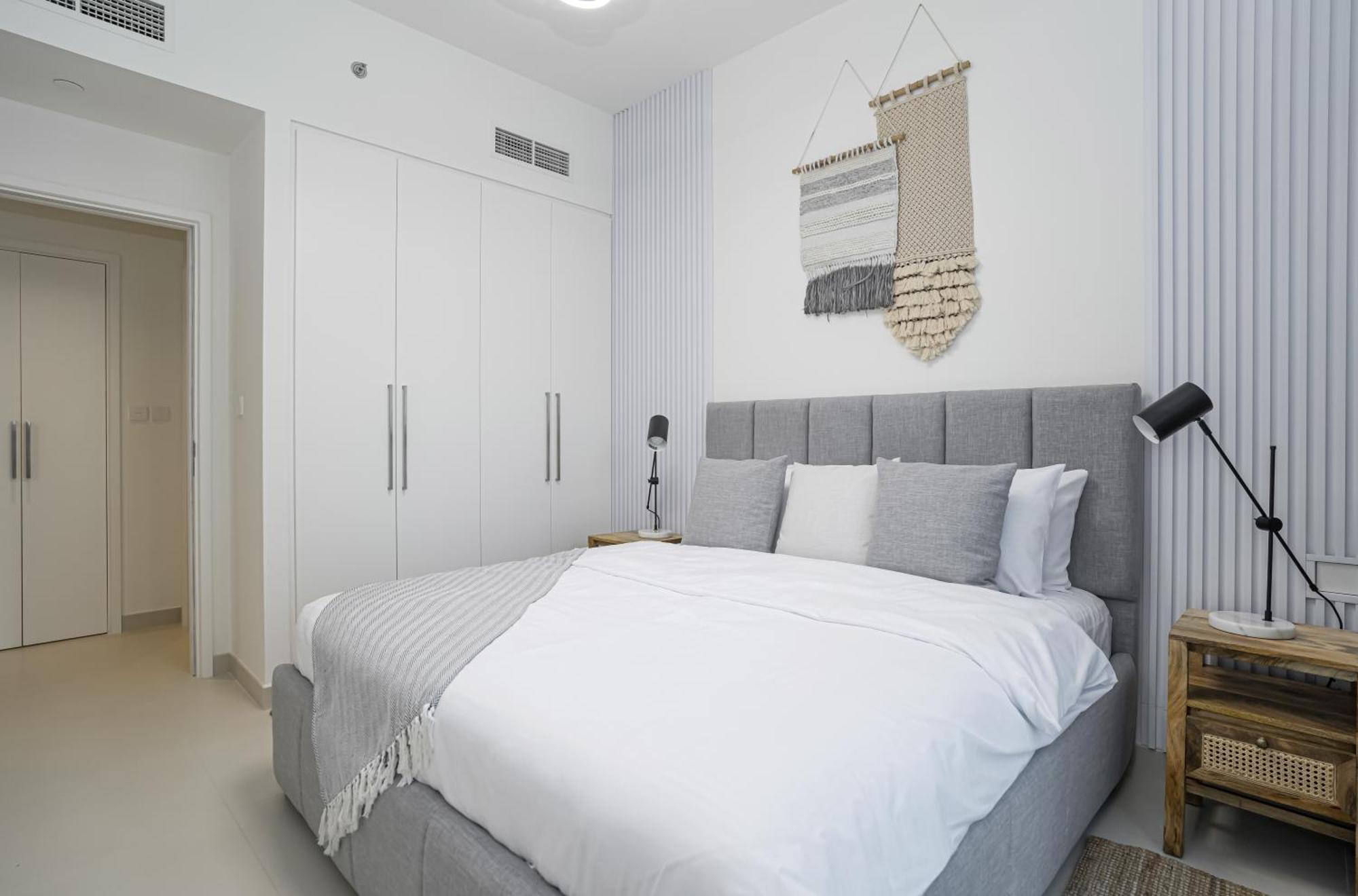 Apartamento Cozy At Floor With Burj View From Balcony 173bc1