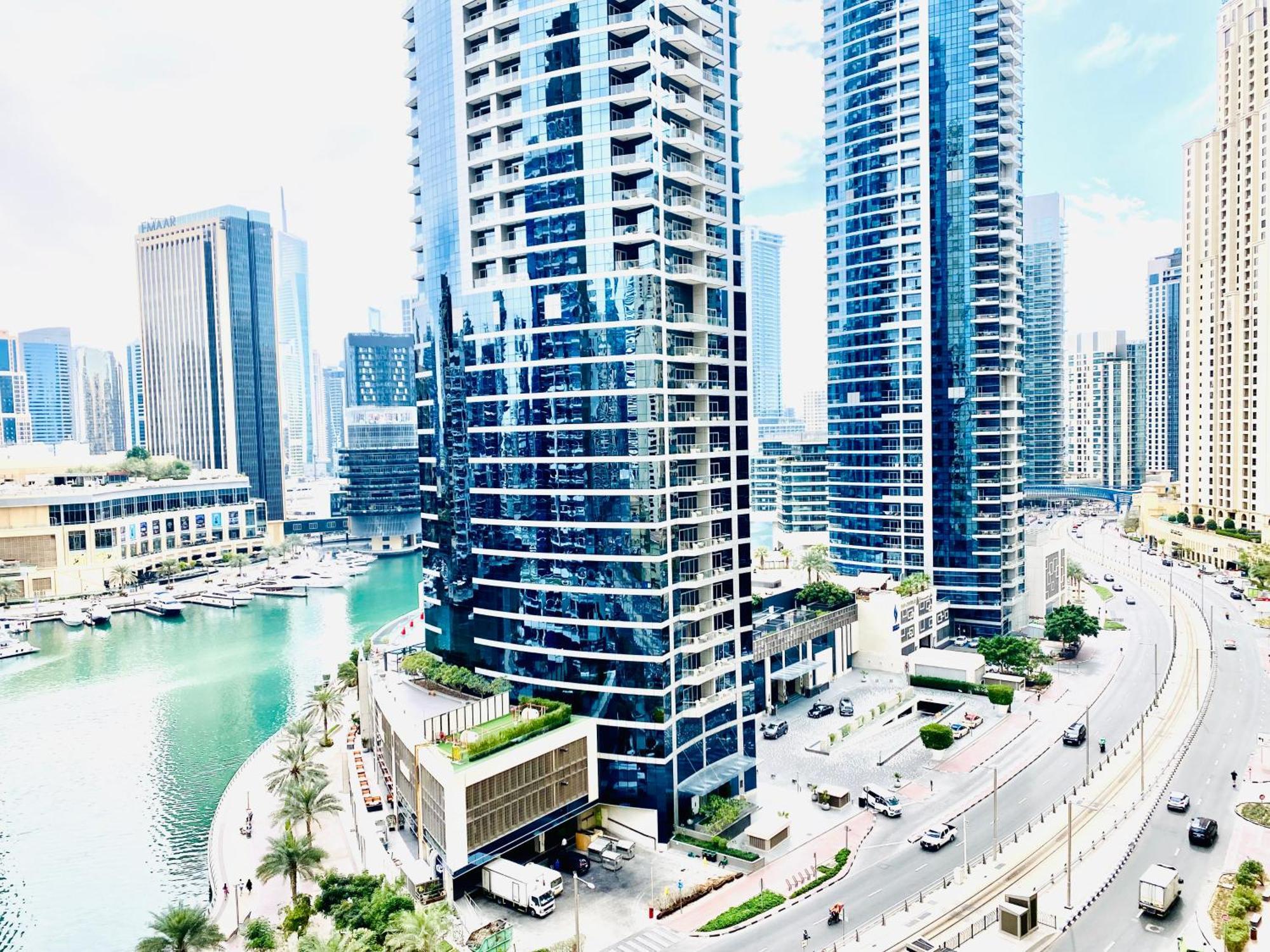 Living Jbr Albergue