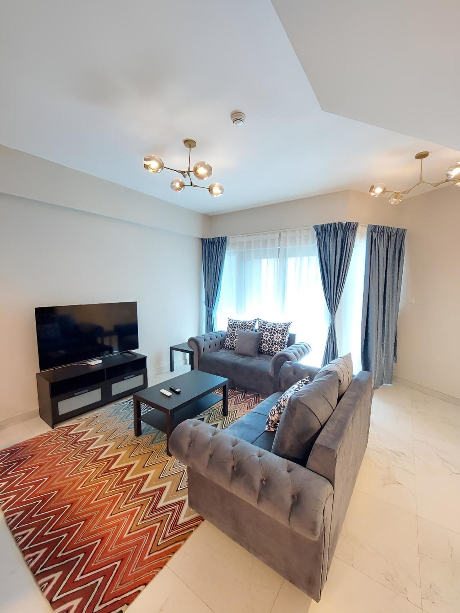 Budget-friendly 2bd Near Expo With A Huge Pool Dubái