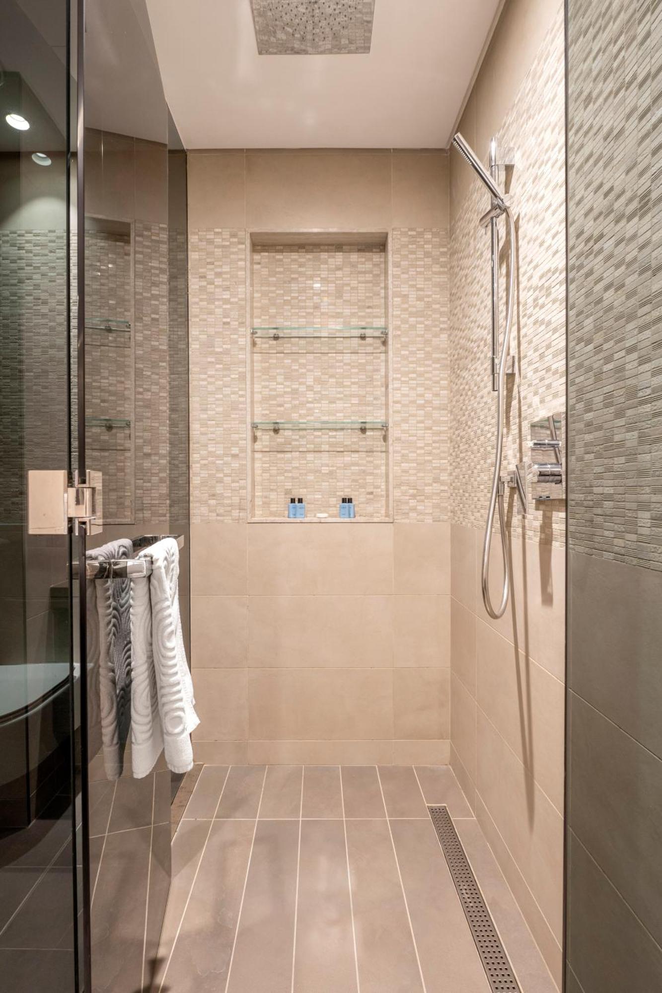 Jumeirah Marina Gate Residences Apartment