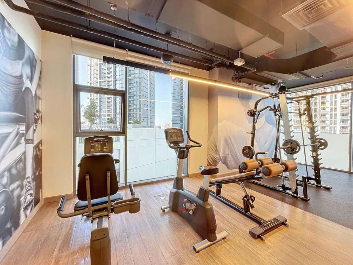 Creek Rise Tower 1 - Bright Two Bedroom Apartamento *