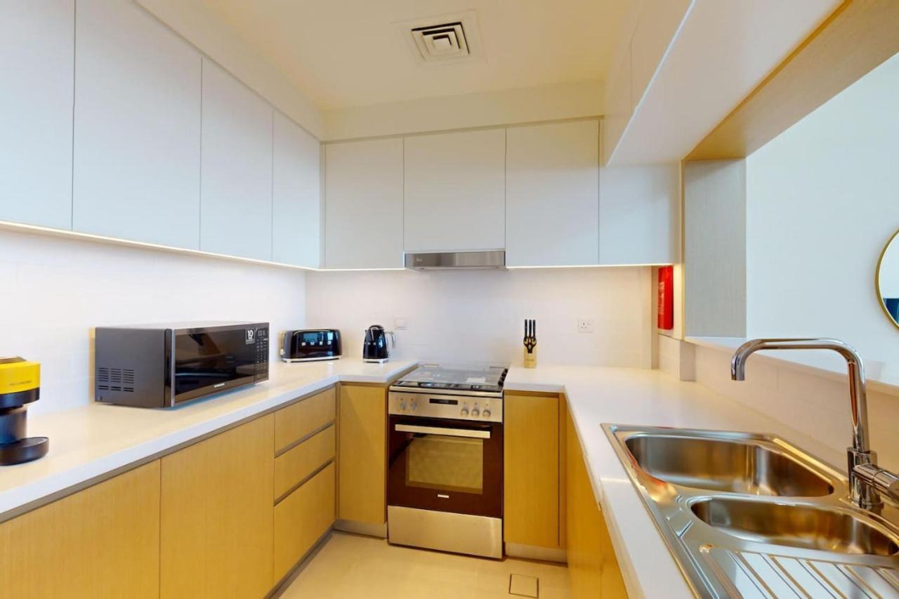 Creek Rise Tower 1 - Bright Two Bedroom Apartamento *