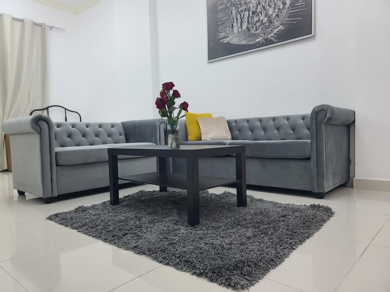 Budget In Apartment *