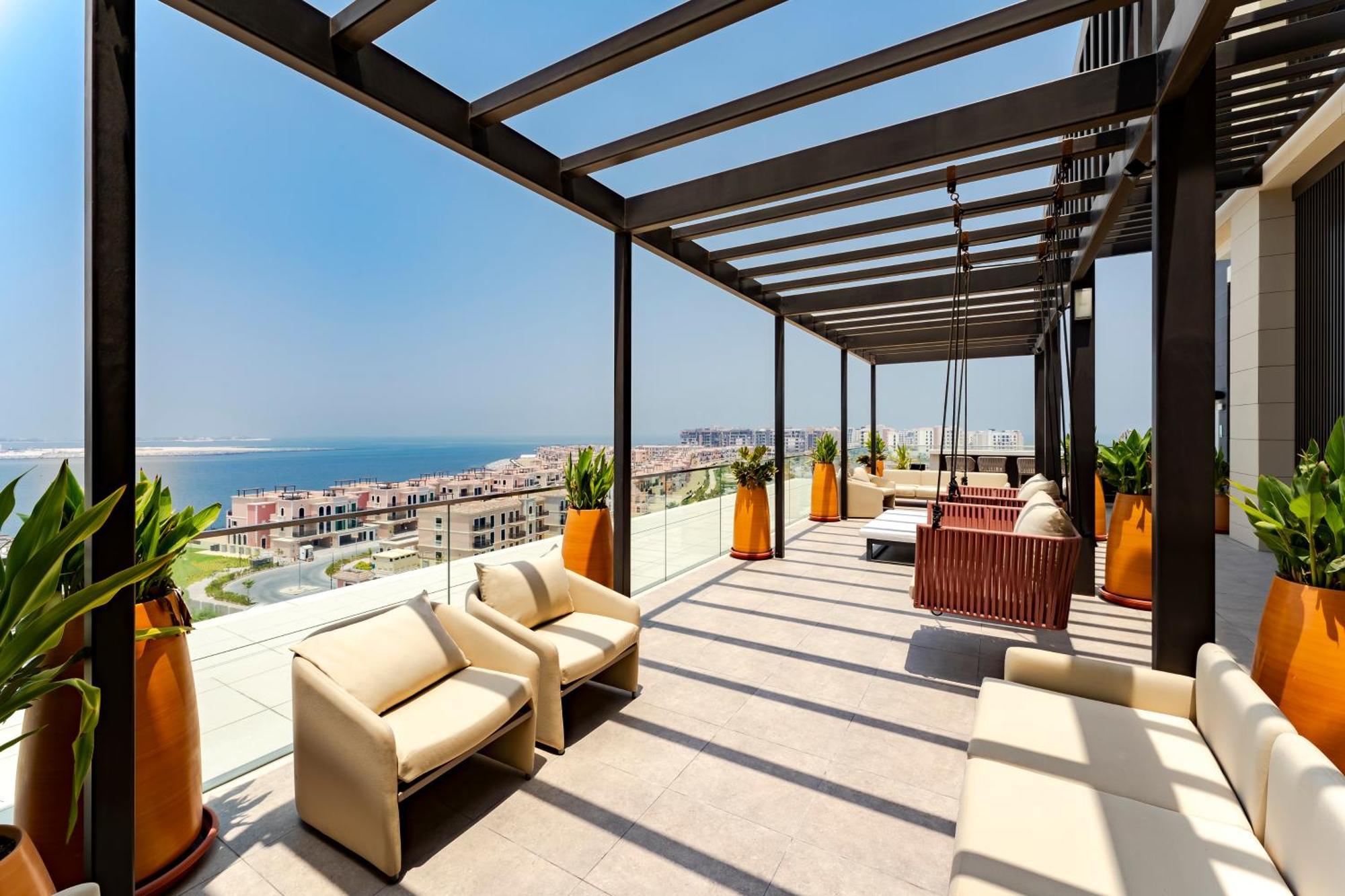 Hyatt Centric Jumeirah Hotell 5*