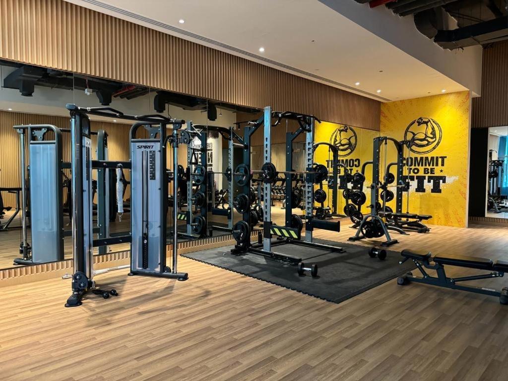 Beachside Bliss: Stylish New At Seven Palm * Dubai