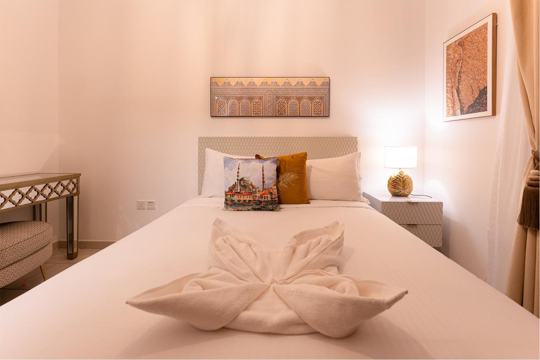 Spectacular Burj & Fountain View - Luxurious 3 Bedrooms & Maids - The Residences Lägenhet