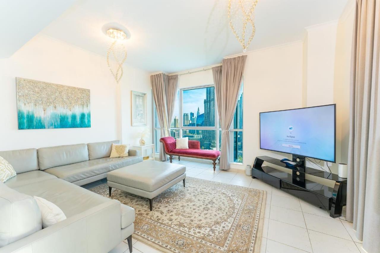 Apartamento Spectacular Burj & Fountain View - Luxurious 3 Bedrooms & Maids - The Residences *