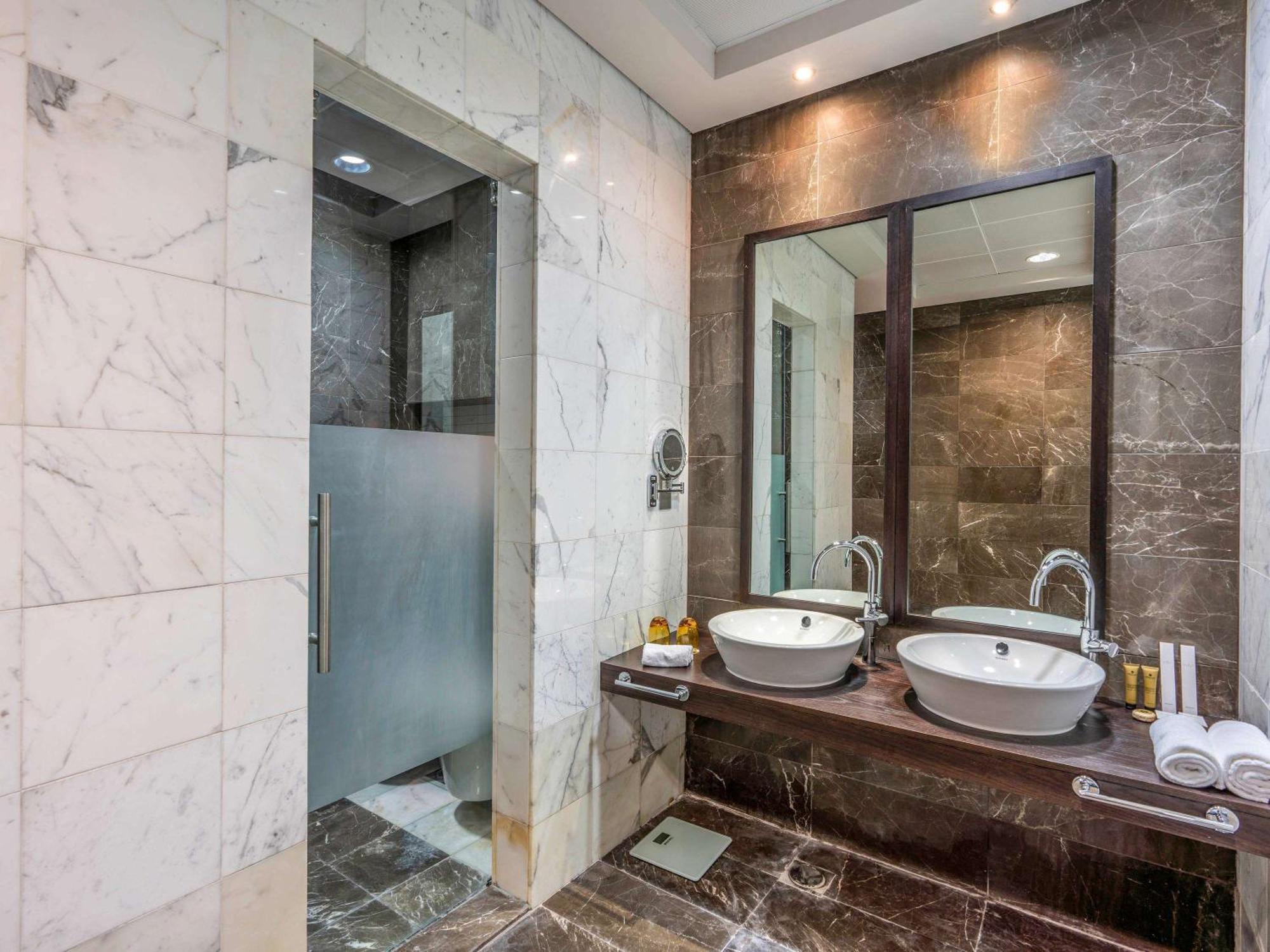 Rixos The Palm Luxury Collection Hotel 5*
