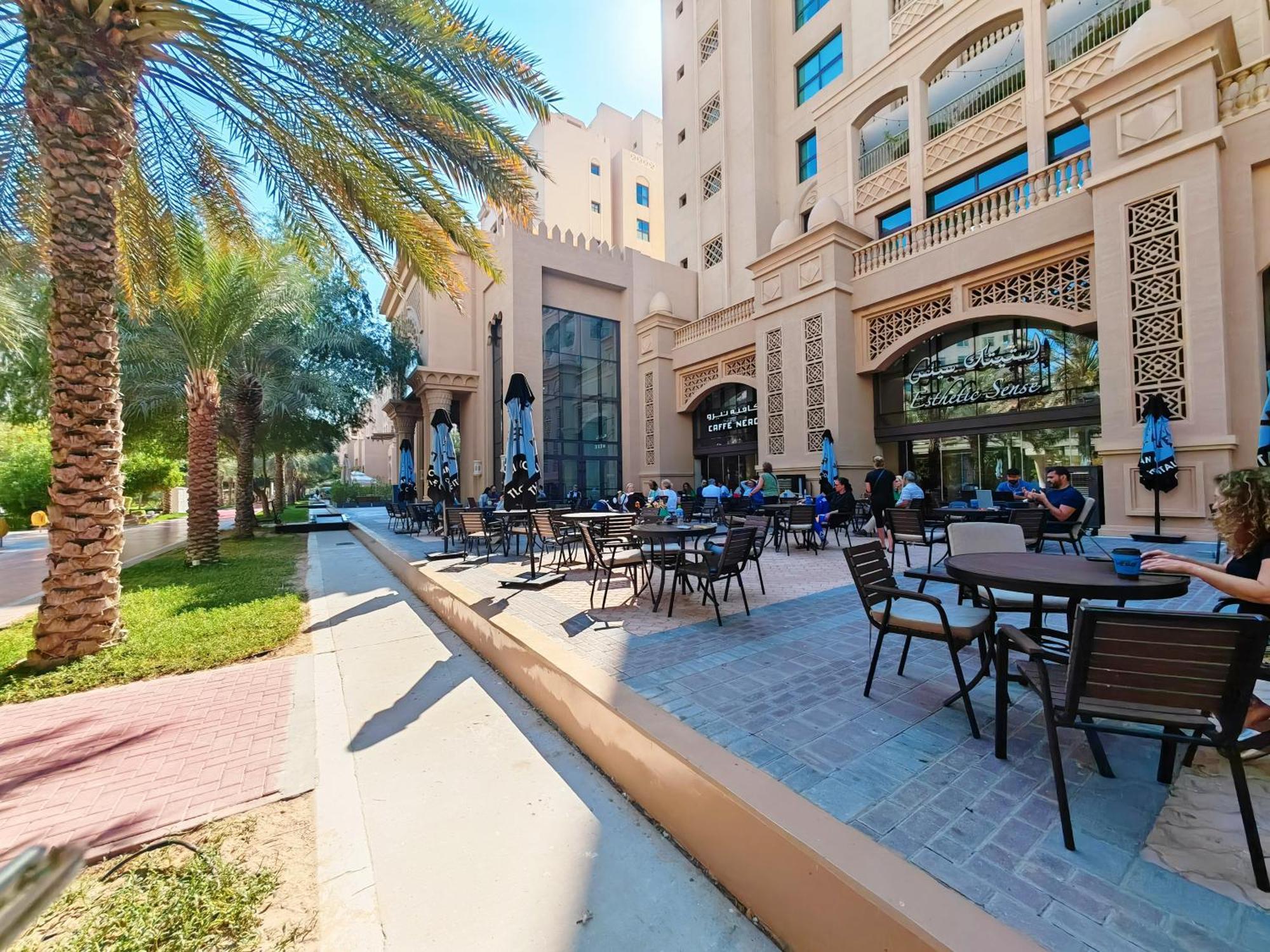 Seaside Serenity Elegant 1br Escape In Palm Jumeirah By La Buena Vida Homes Apartamento *