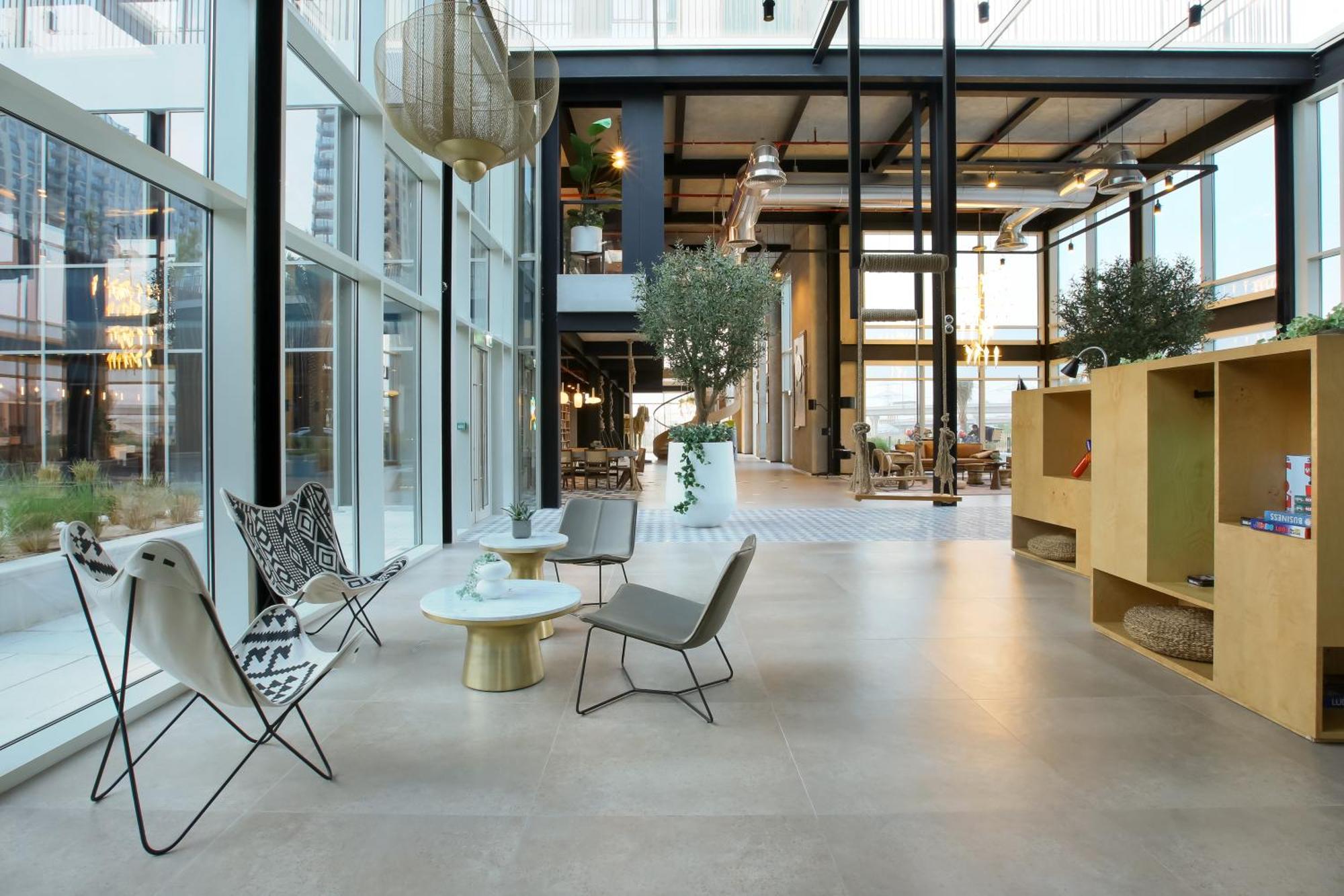 First Class In Hills - Next To Hills Mall - Socio, Collective And Golfville Towers Apartamento Dubái