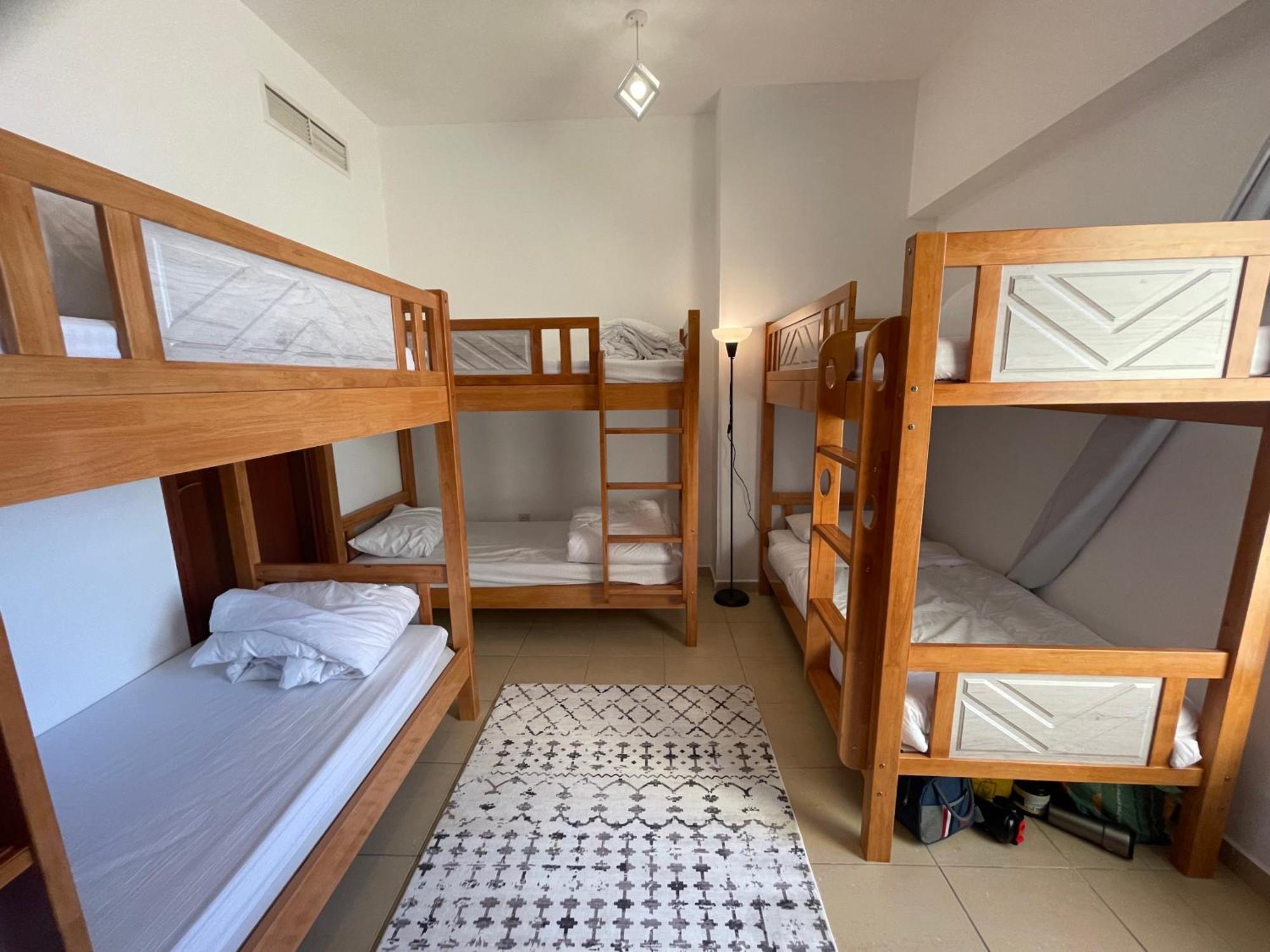 Seaview Beach Jbr - Walk To Beach - Gym - Pool - Metro Station Asrama Dubai