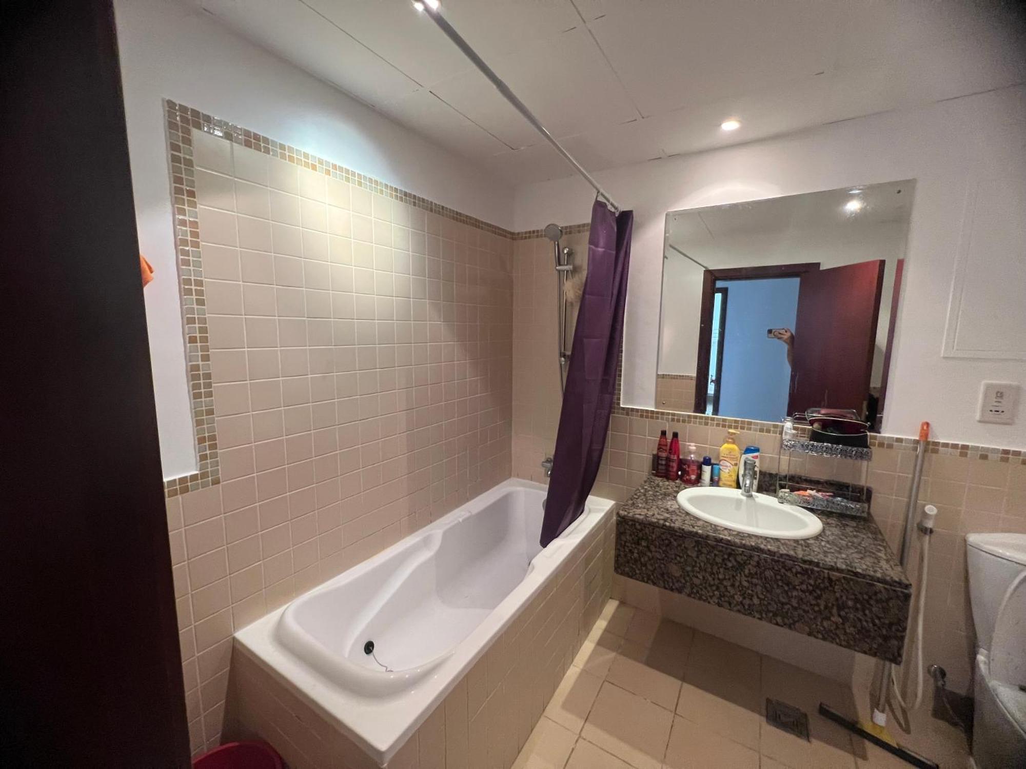 Seaview Beach Jbr - Walk To Beach - Gym - Pool - Metro Station Asrama