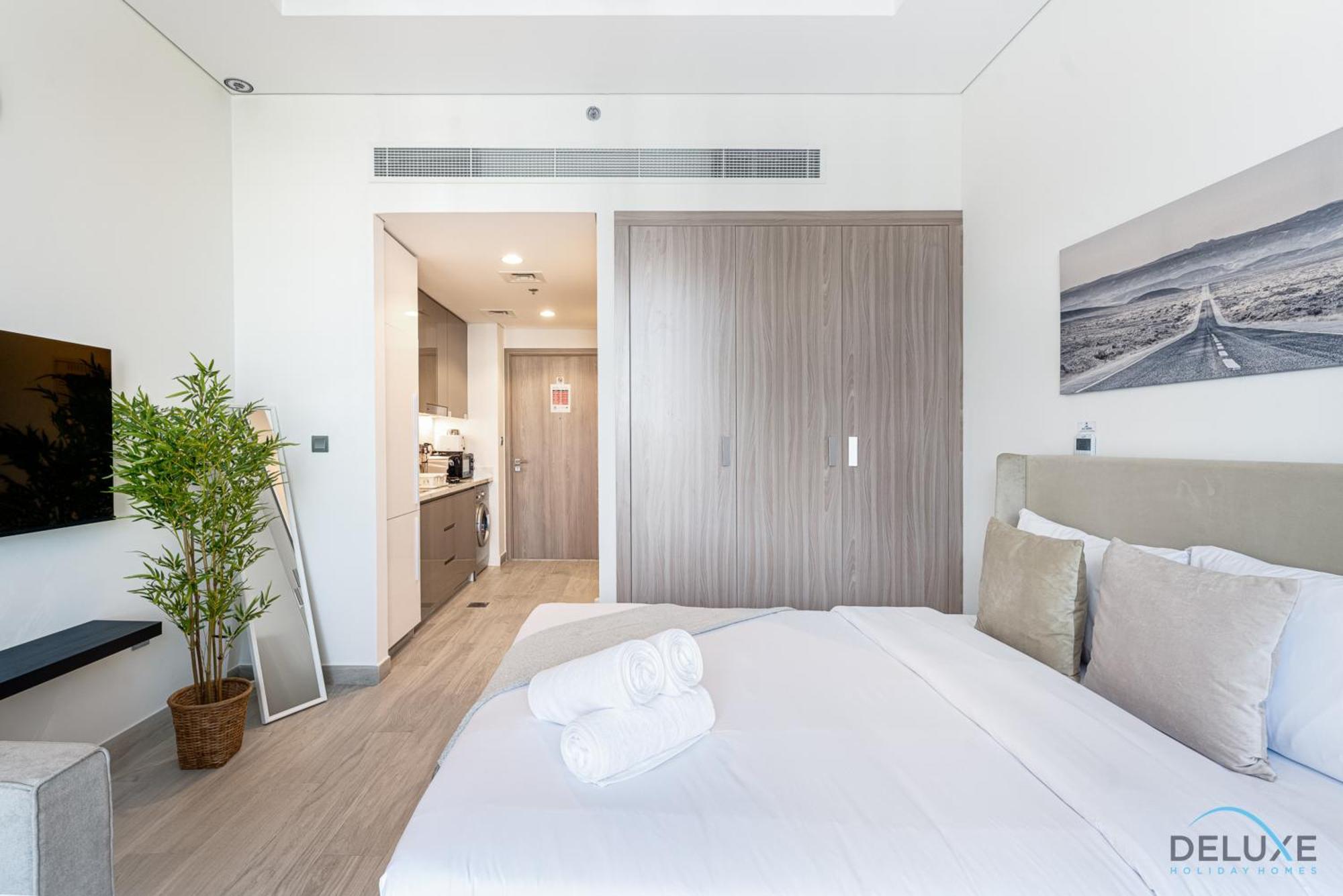Charming At Farhad Azizi Al Jaddaf By Deluxe Homes Dubai