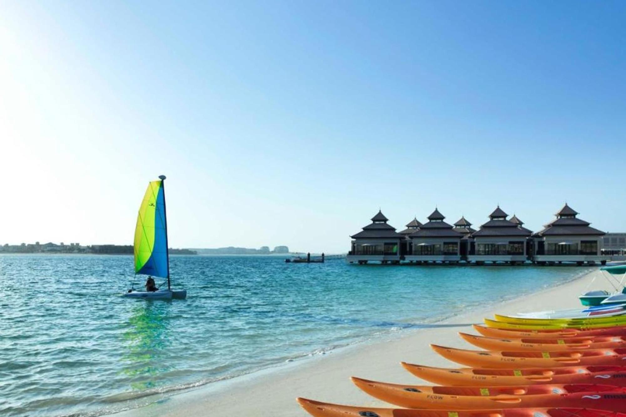 Luxfolio Retreats - Sea & Palm View - Royal Amwaj Dubái