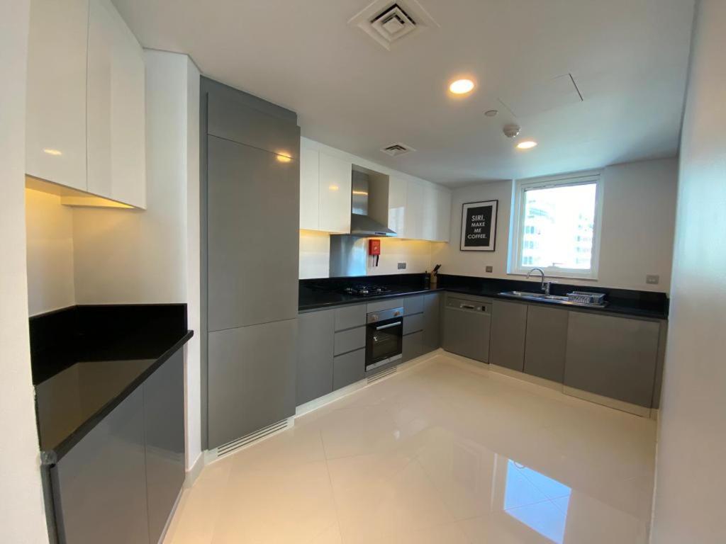 Modern Delux 1 Bed With Canal And Burj Khalifa View Appartement