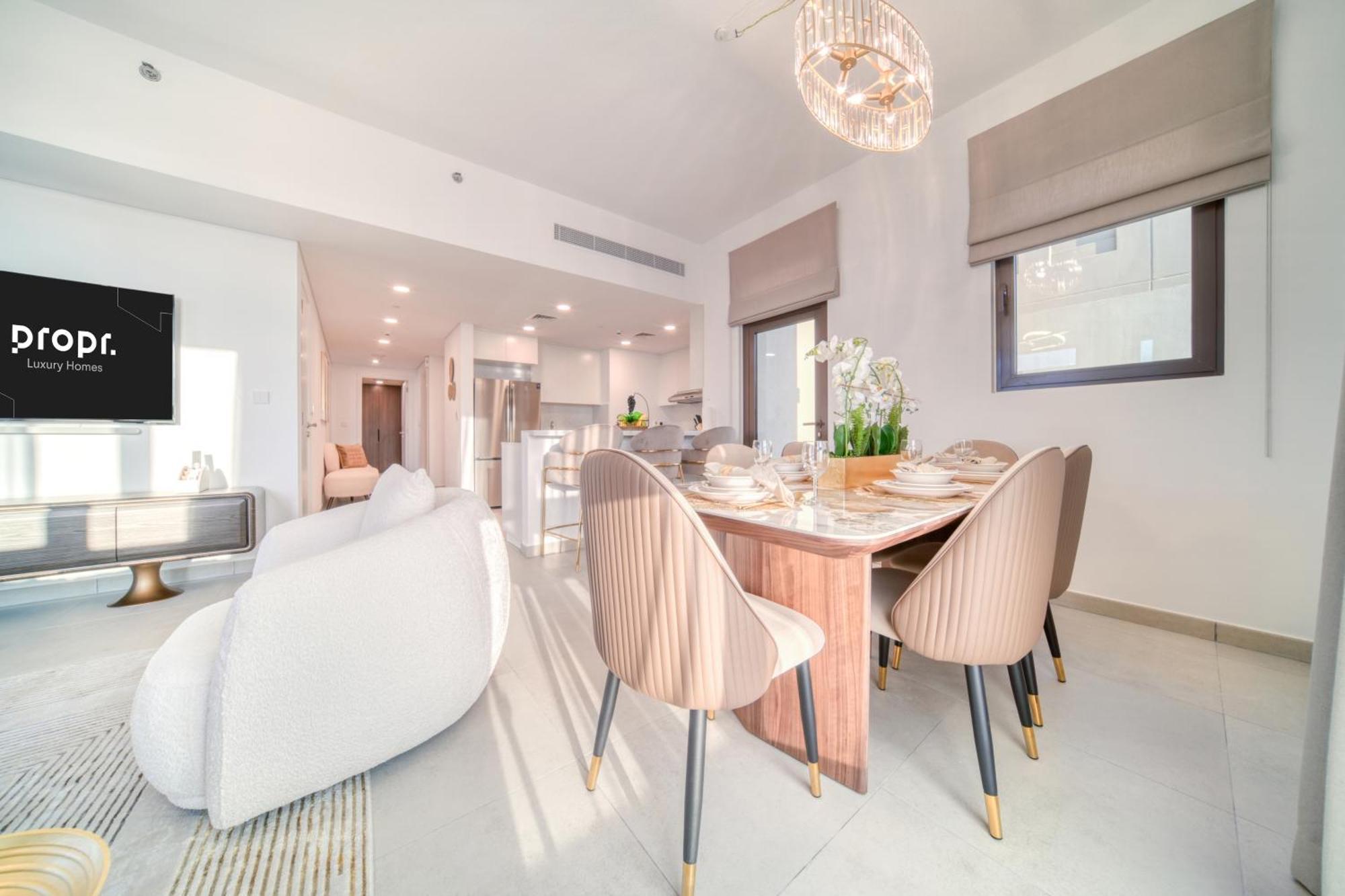 Appartement Coastal Luxury: 2br Retreat With Sea Views Dubai