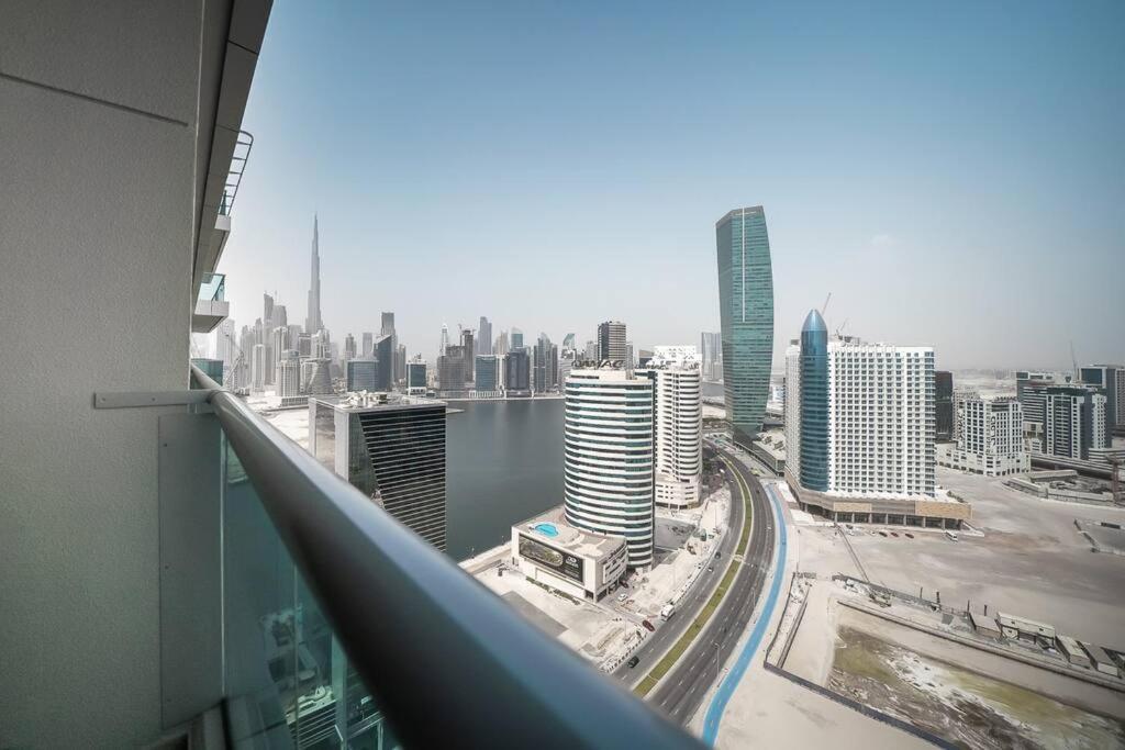 Burj Khalifa View! Stunning Studio In City Center! Appartement Dubaï