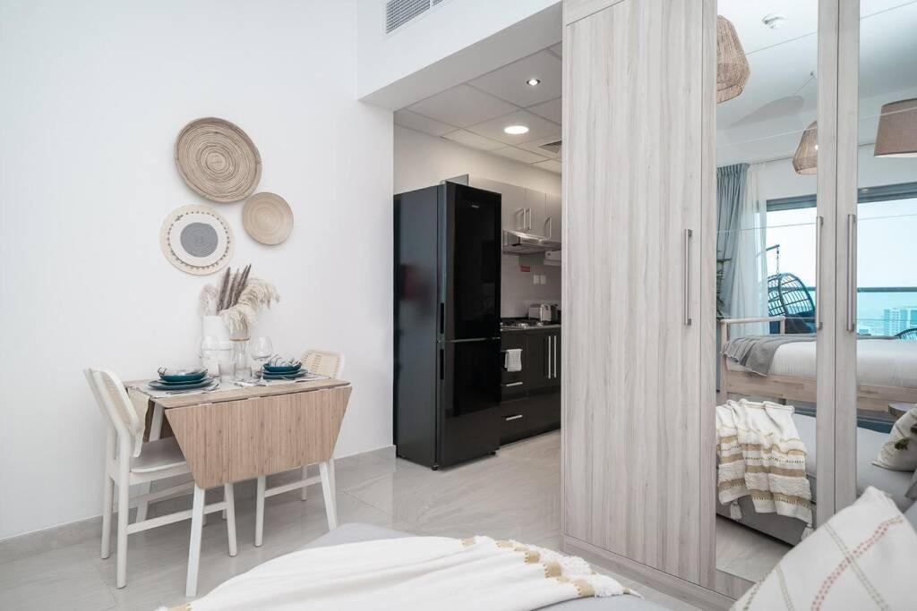 Burj Khalifa View! Stunning Studio In City Center! * Dubaï