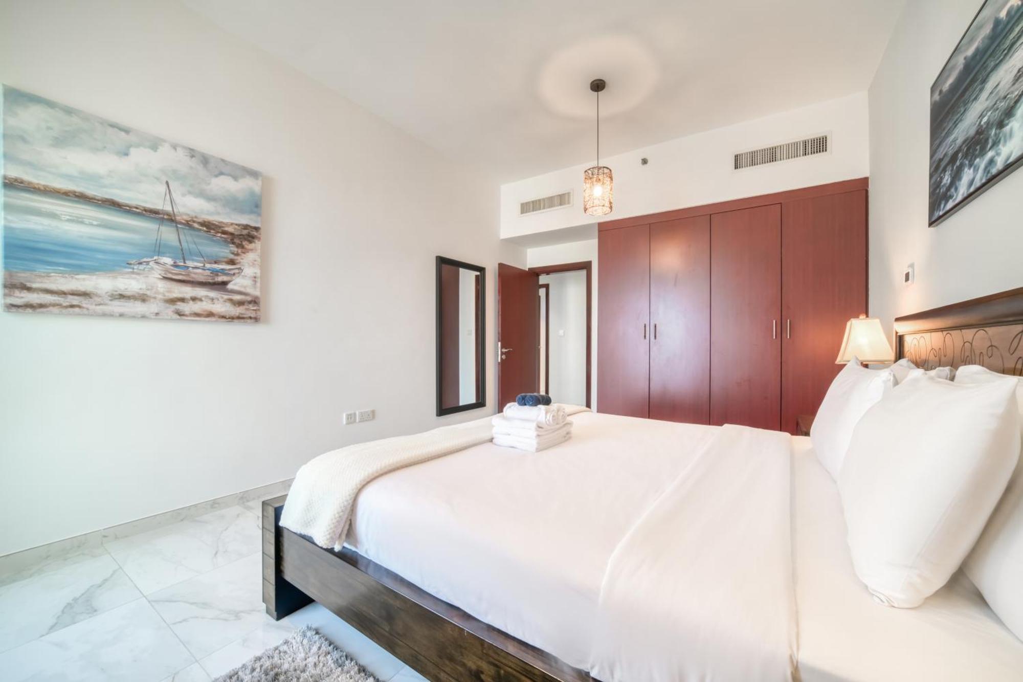 Apartment 300m From The - Jbr With Sea & Eye Views Dubai