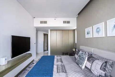 Appartement Modern Studio Overlooking Dxb Water Canal *
