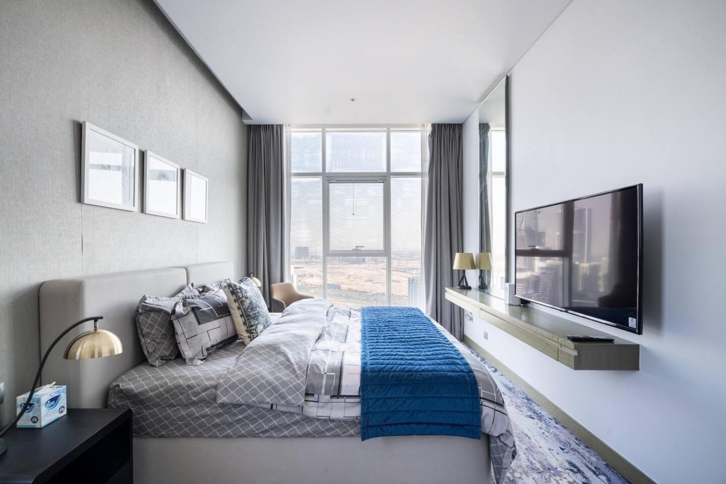 Appartement Modern Studio Overlooking Dxb Water Canal *