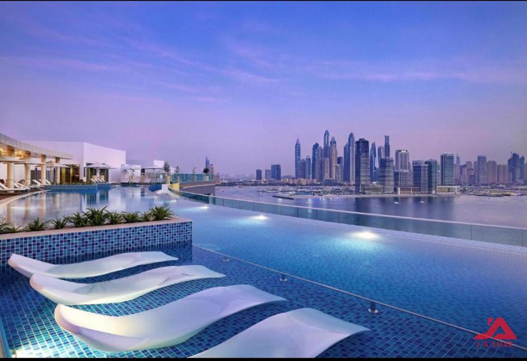 Apartamento Cozy Sea & Marina View With Rooftop Pool & Private In Palm Jumeirah, Steps To Nakheel Mall *