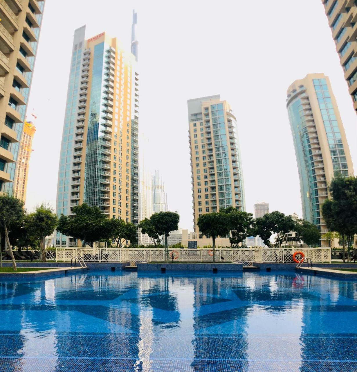 Apartamento Luxury 2Br Downtown Apt With Burj Khalifa Views
