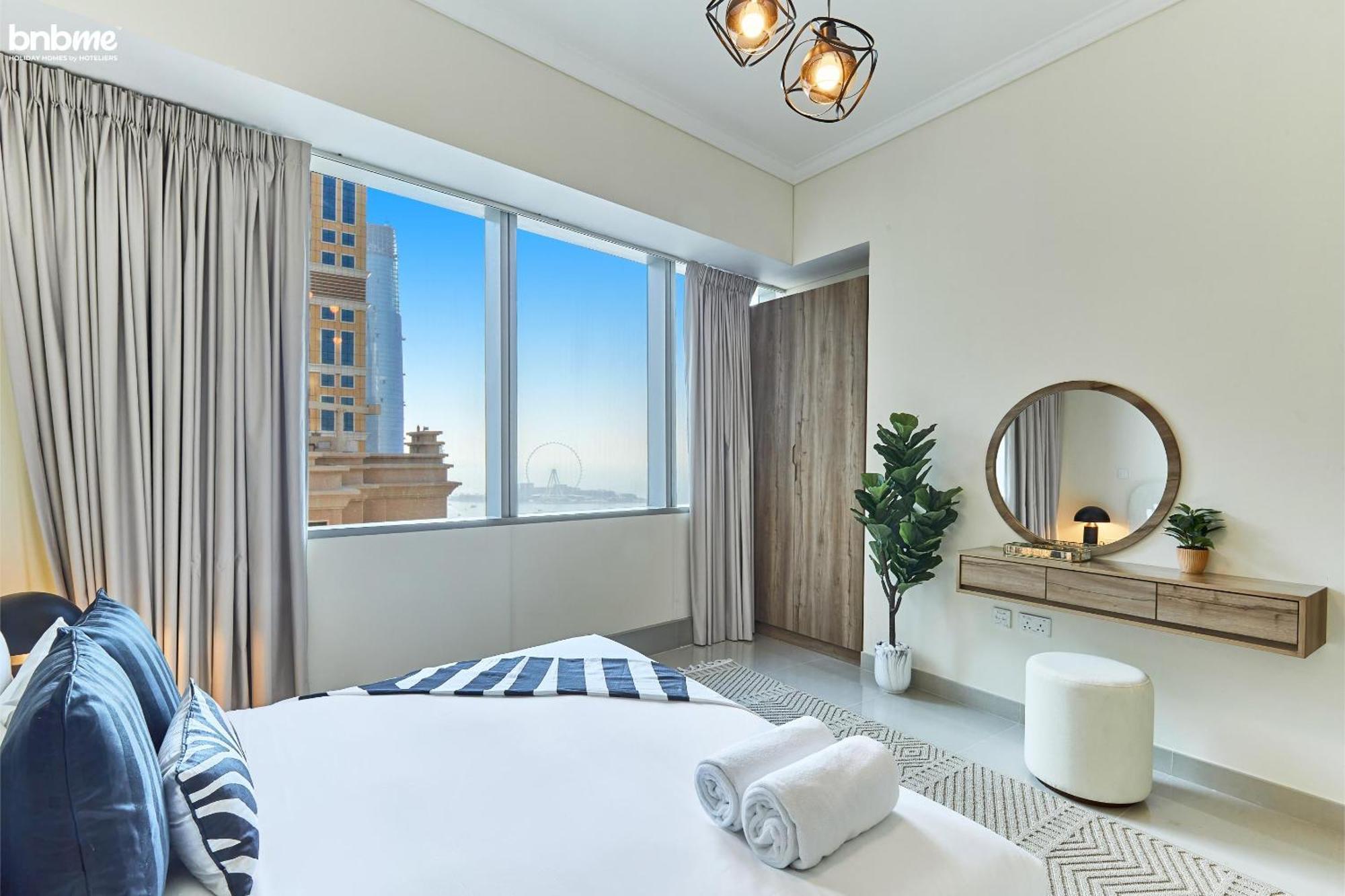 Bnbmehomes - Ocean Heights * Dubai