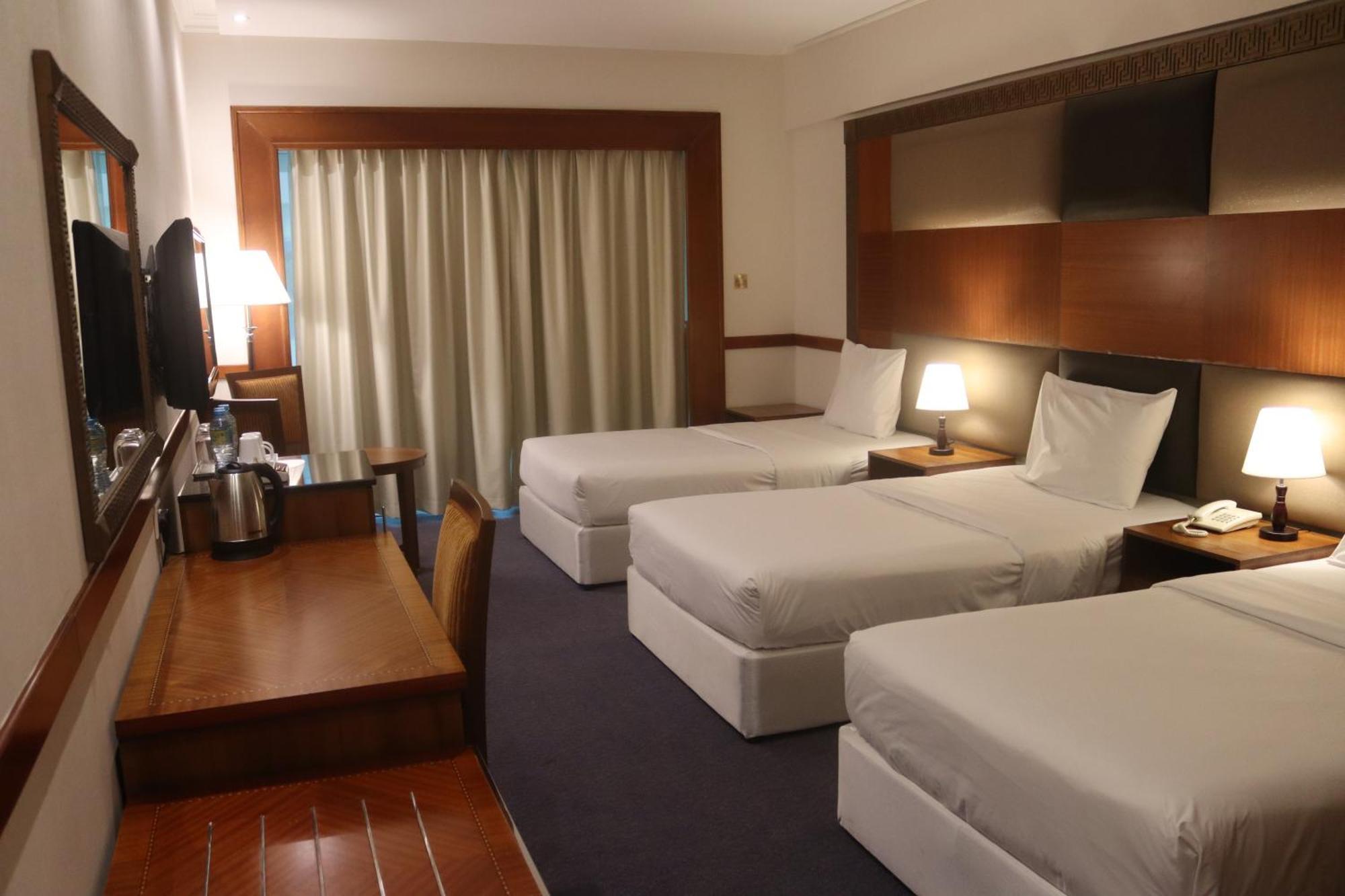 Gss Avenue Ex Delmon Hotell Dubai