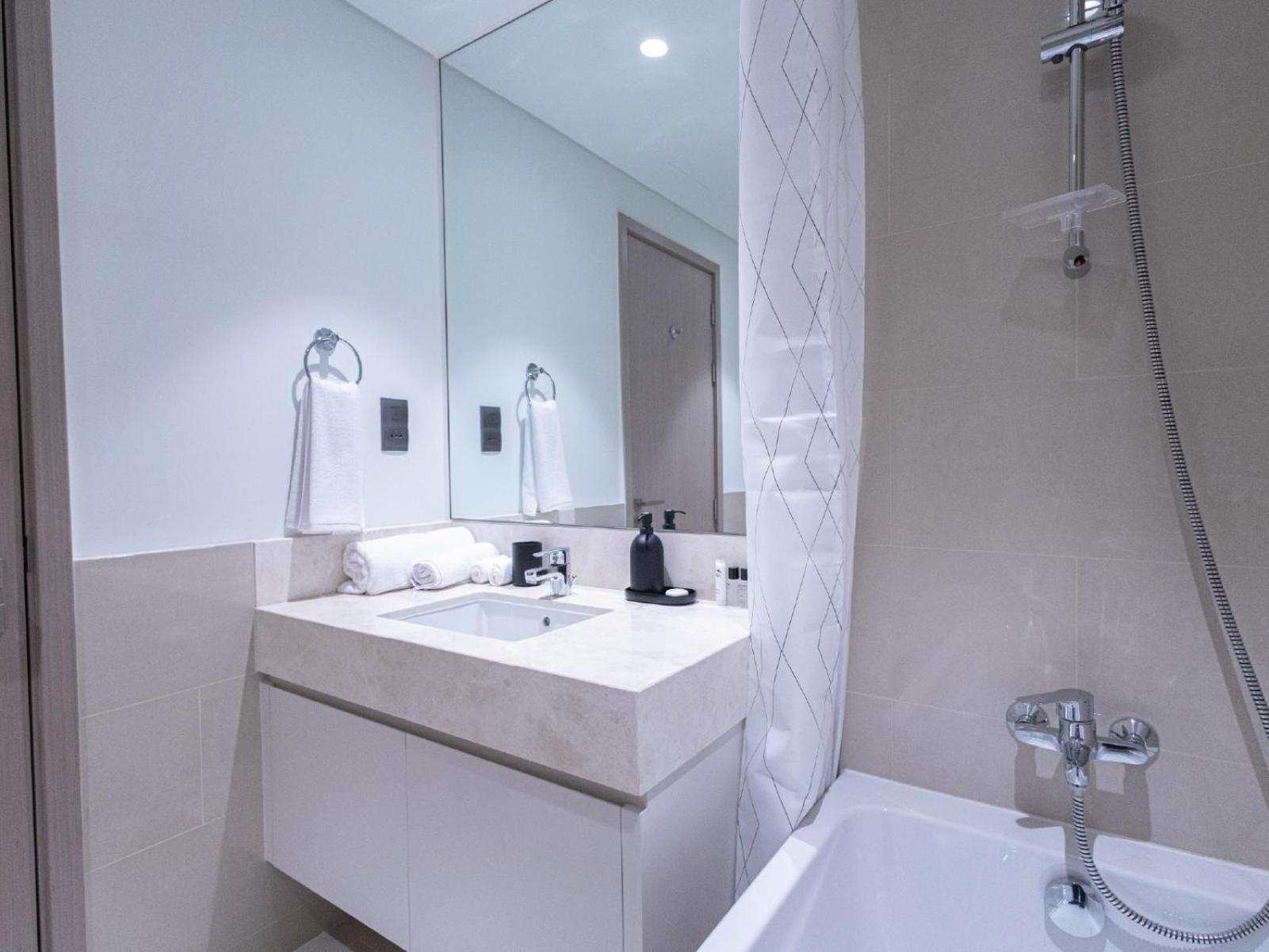Apartament Mh- Act Tower - Downtown -1bedroom -ref4002 Dubai