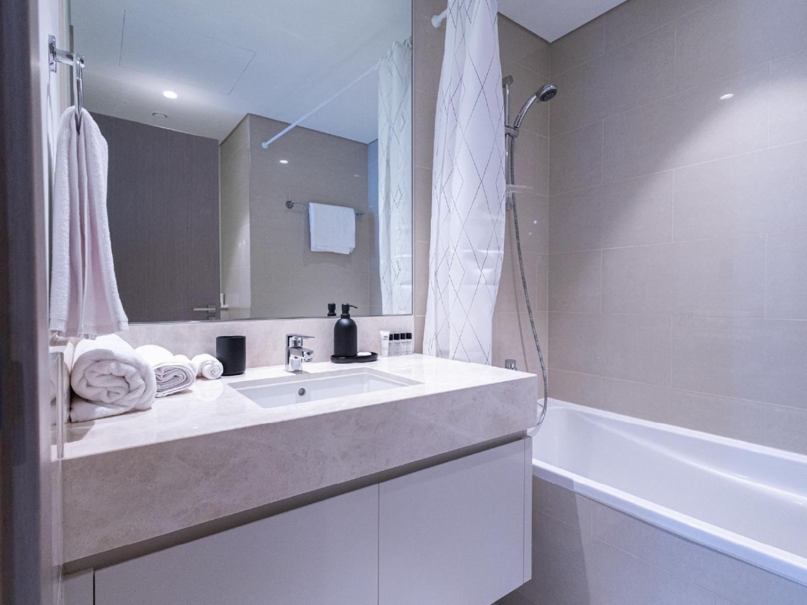 Apartament Mh- Act Tower - Downtown -1bedroom -ref4002 Dubai